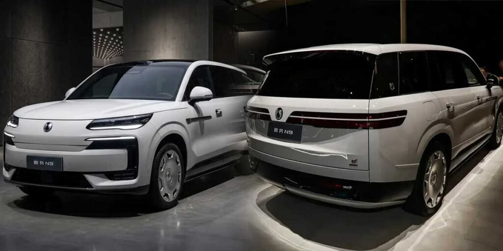 Denza N9 PHEV Flash Charging Resmi Meluncur di China